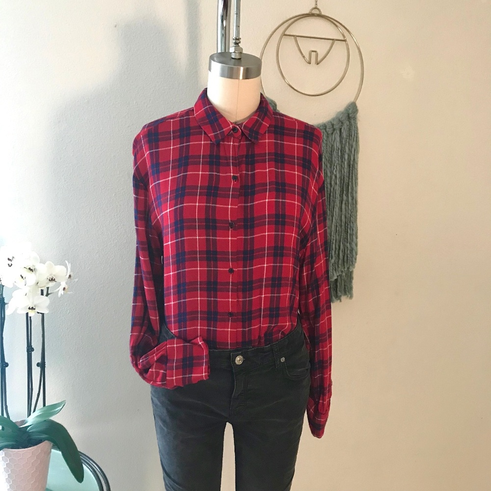 Zara Trufaluc Red Plaid Button Down Shirt